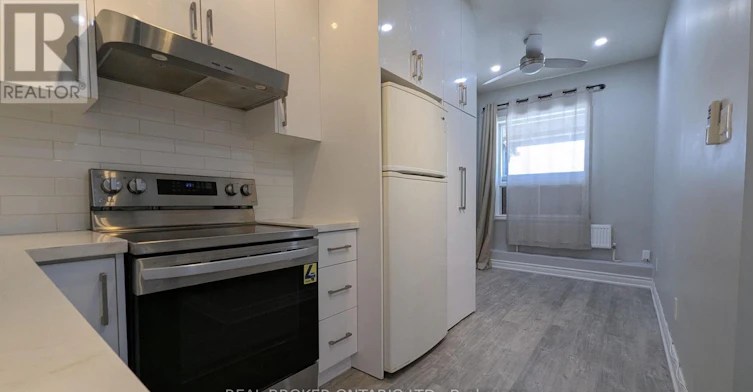 3-157 Main Street, Toronto, ON, M4E 2Z5 - 4