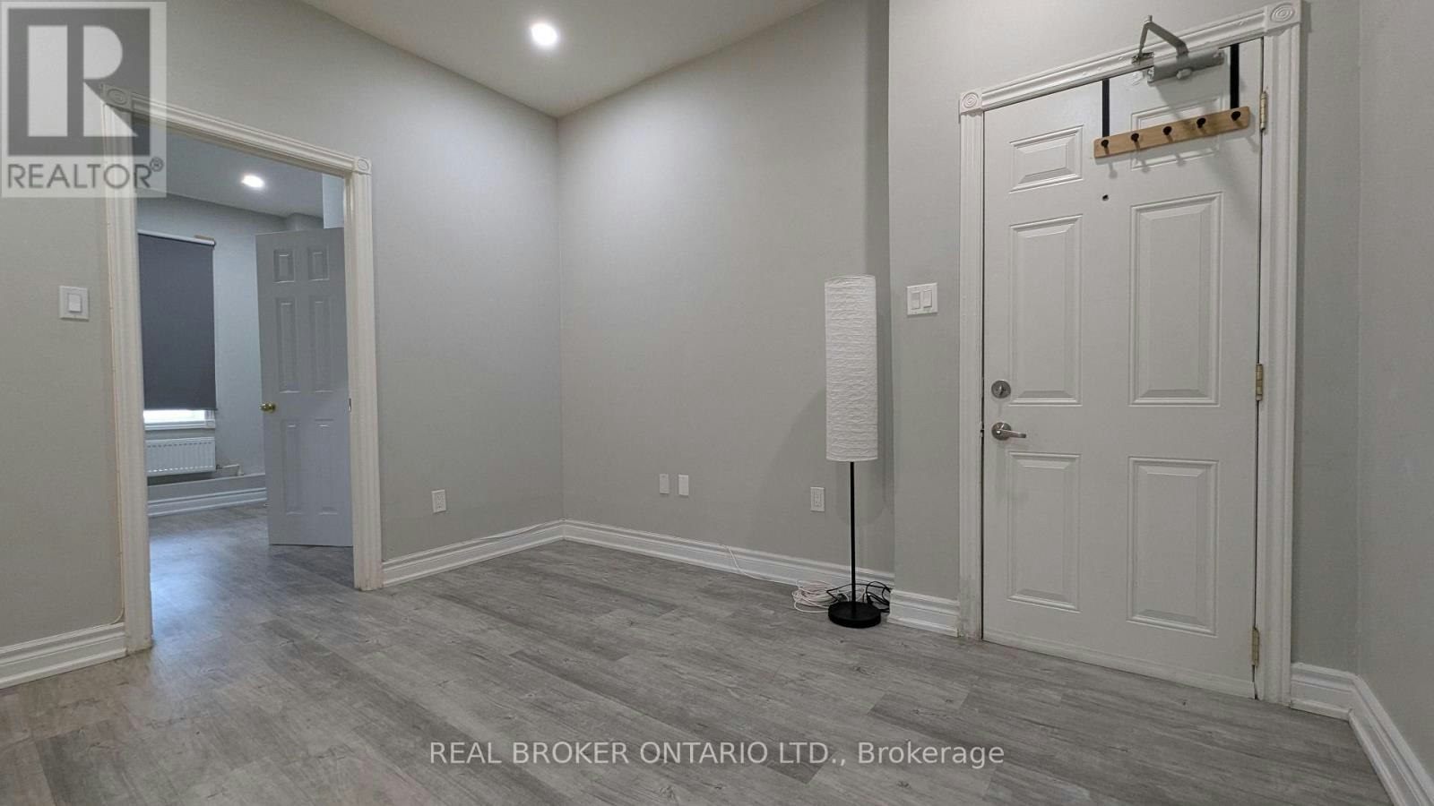 3-157 Main Street, Toronto, ON, M4E 2Z5 - 2