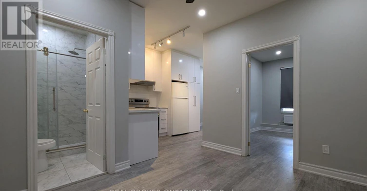 3-157 Main Street, Toronto, ON, M4E 2Z5