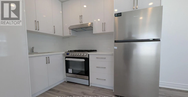 1-1150 Woodbine Avenue, Toronto, ON, M4C 4C9 - 3
