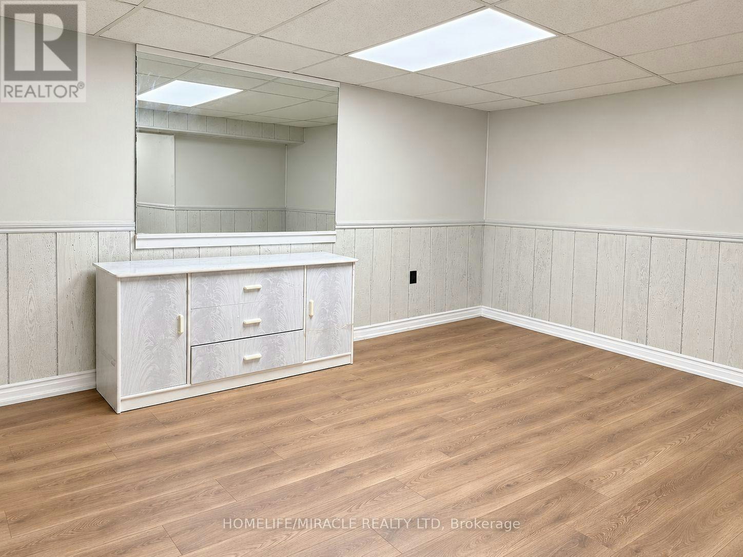 19 Shademaster Court, Toronto, ON, M1B 1Y5 - 16