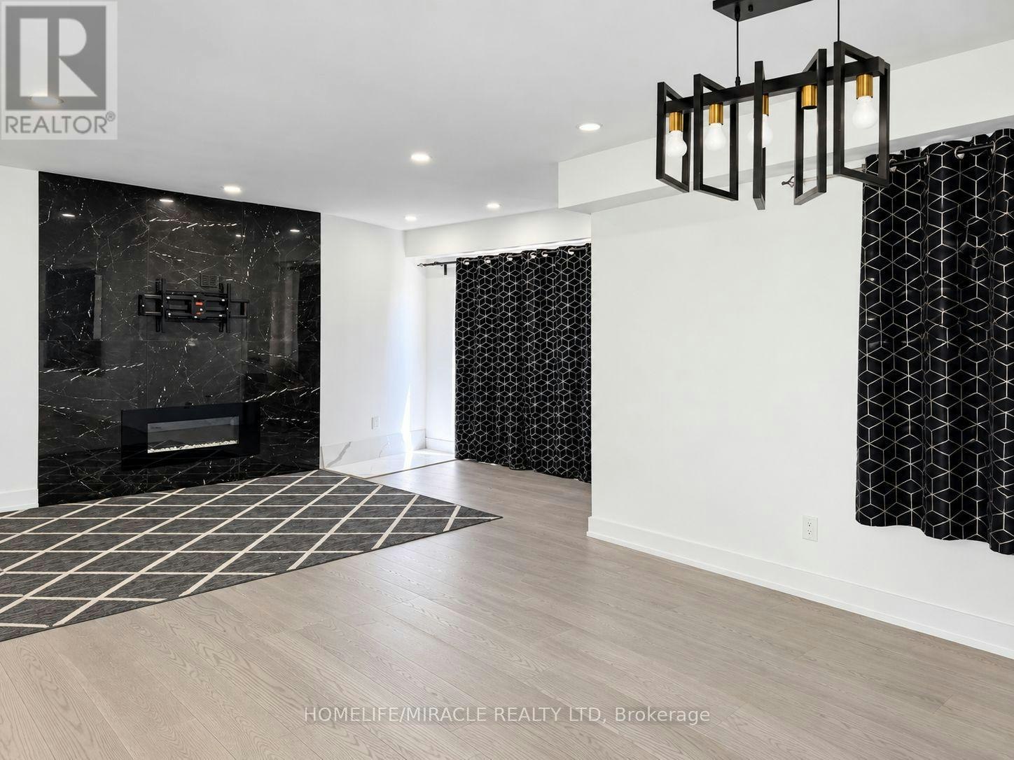 19 Shademaster Court, Toronto, ON, M1B 1Y5 - 4