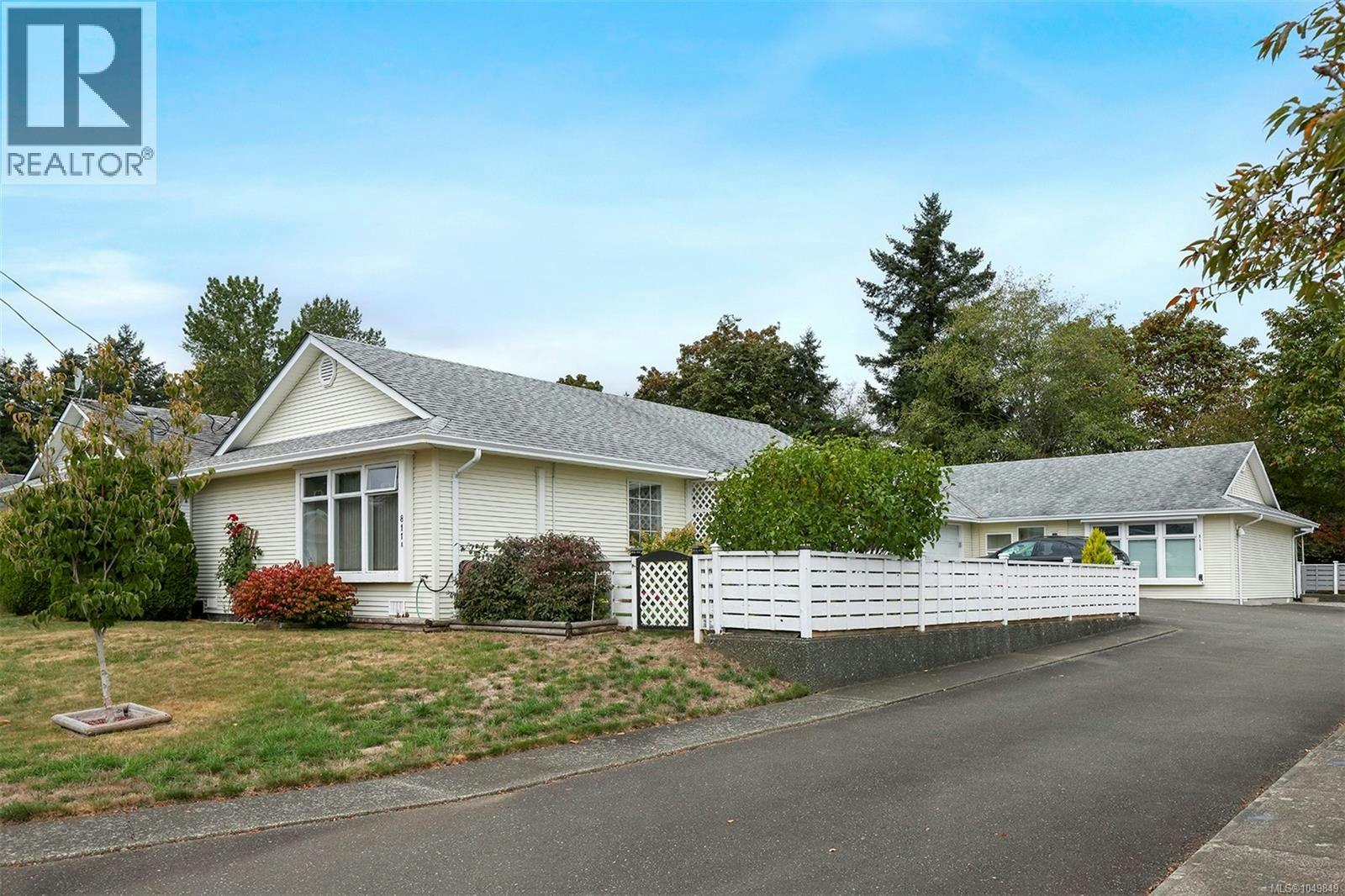 A-811 Park Place, Courtenay, BC, V9N 8N1