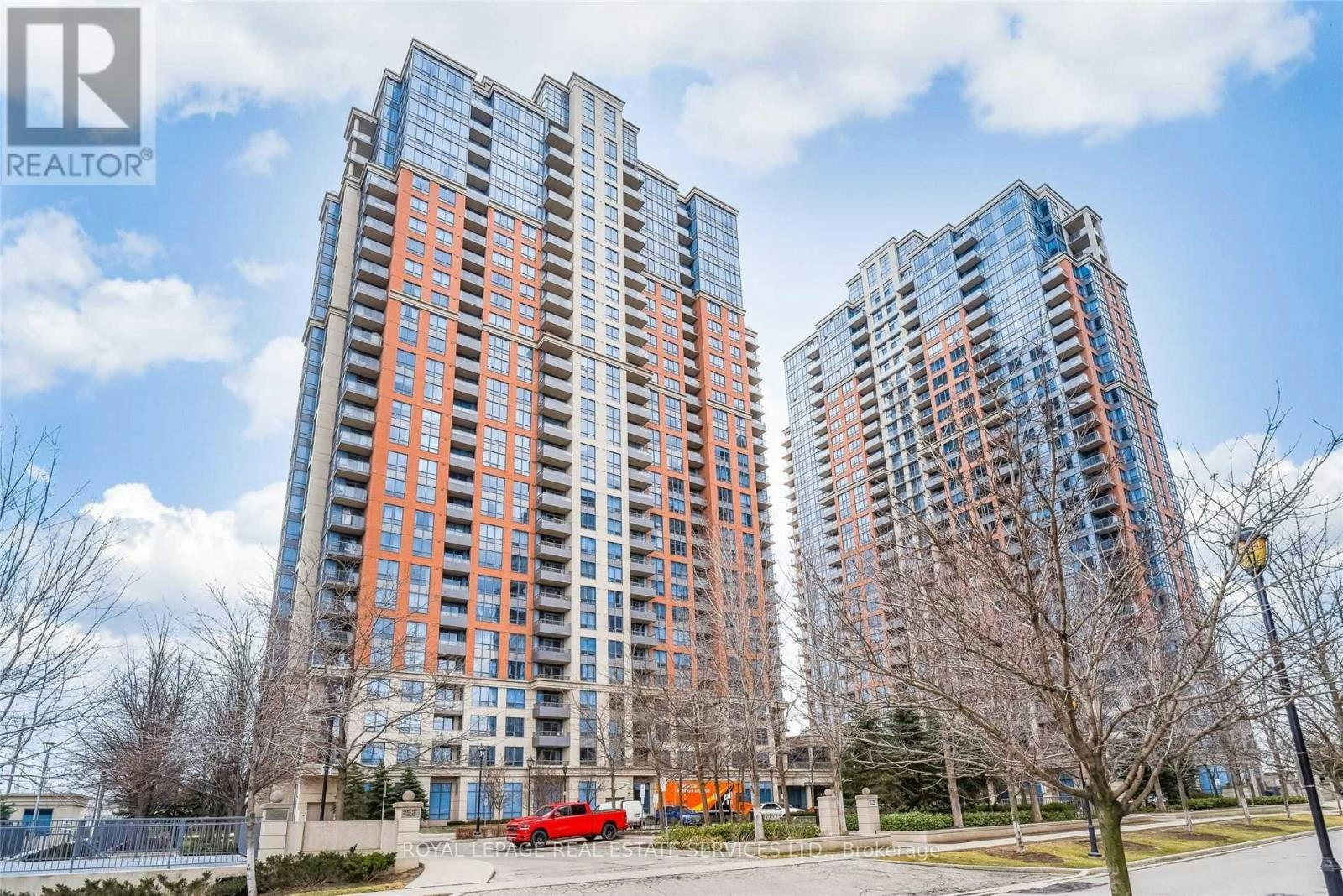 955-25 Viking Lane, Toronto, ON, M9B 0A1