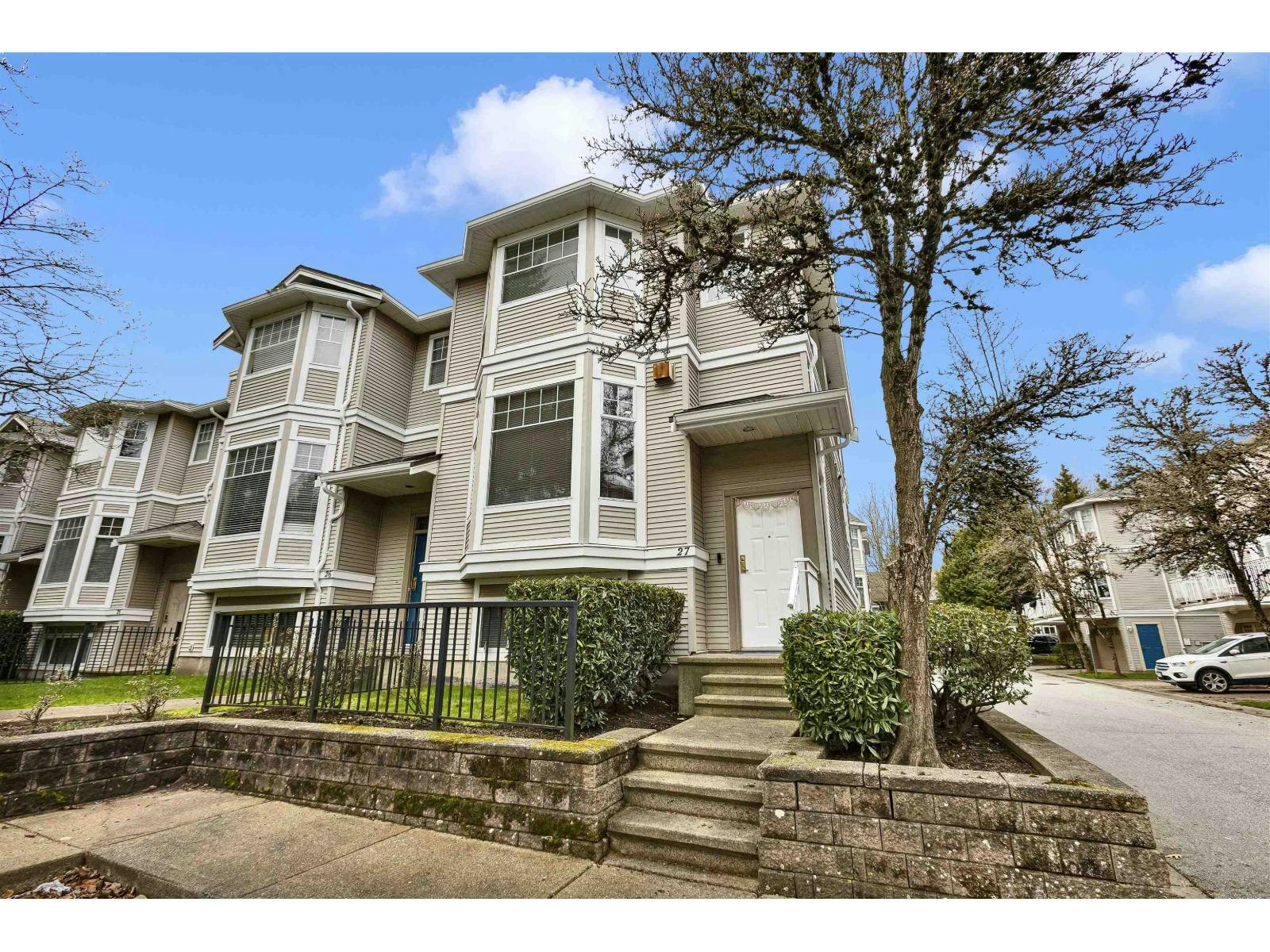 27-6518 121 Street, Surrey, BC, V3W 1C4