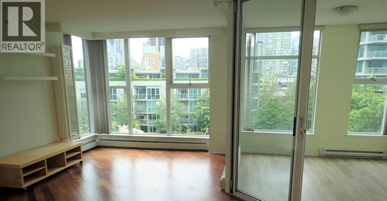 802-1009 Expo Boulevard, Vancouver, BC, V6Z 2V9 - 2