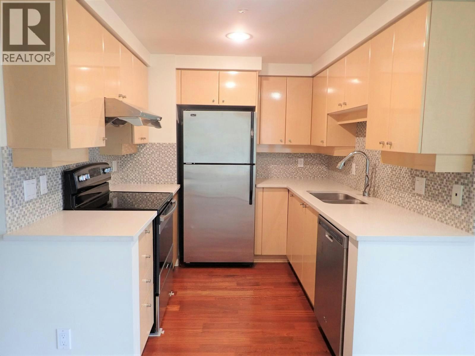 802-1009 Expo Boulevard, Vancouver, BC, V6Z 2V9 - 4