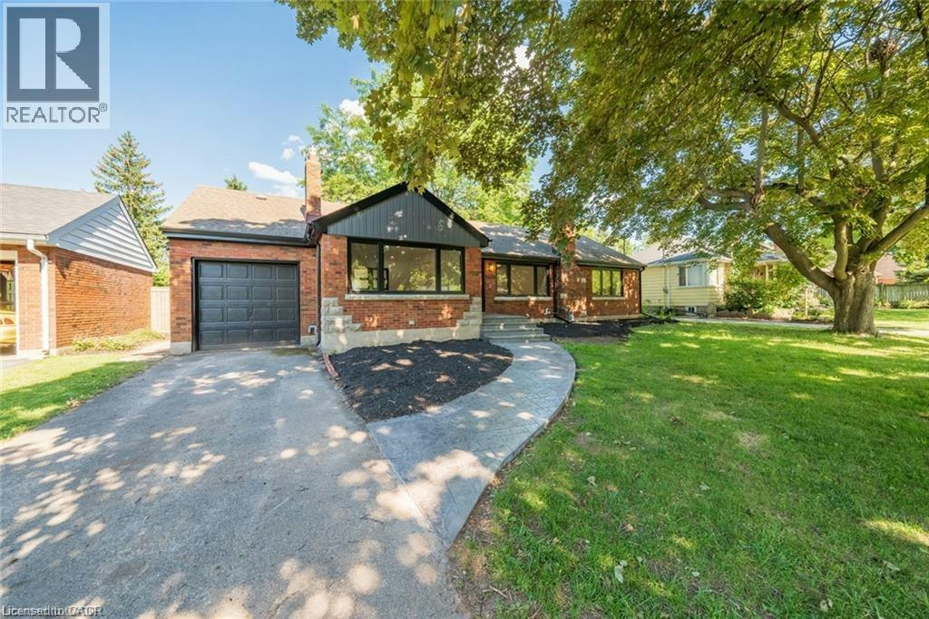 2 (Lower-5678 Woodland Boulevard, Niagara Falls, ON, L2G 5K8 - 2