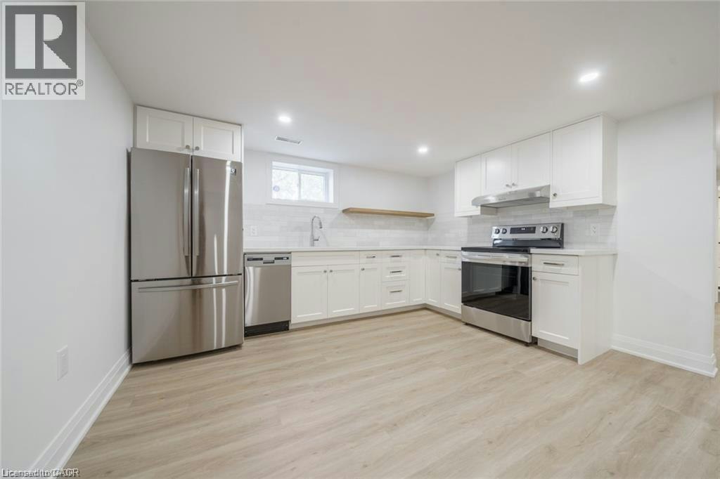 2 (Lower-5678 Woodland Boulevard, Niagara Falls, ON, L2G 5K8 - 21