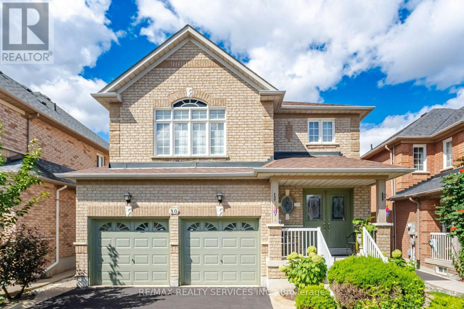 30 Maple Beach Crescent, Brampton, ON, L7A 2T8