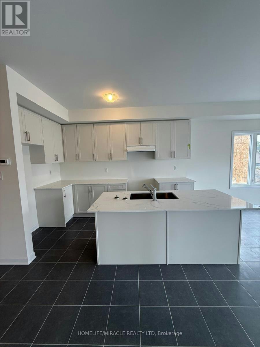 73 Royal Oak Crescent, Loyalist, ON, K0H 1G0 - 10
