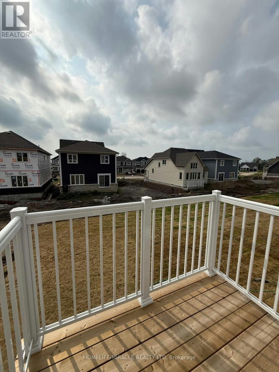 73 Royal Oak Crescent, Loyalist, ON, K0H 1G0 - 7