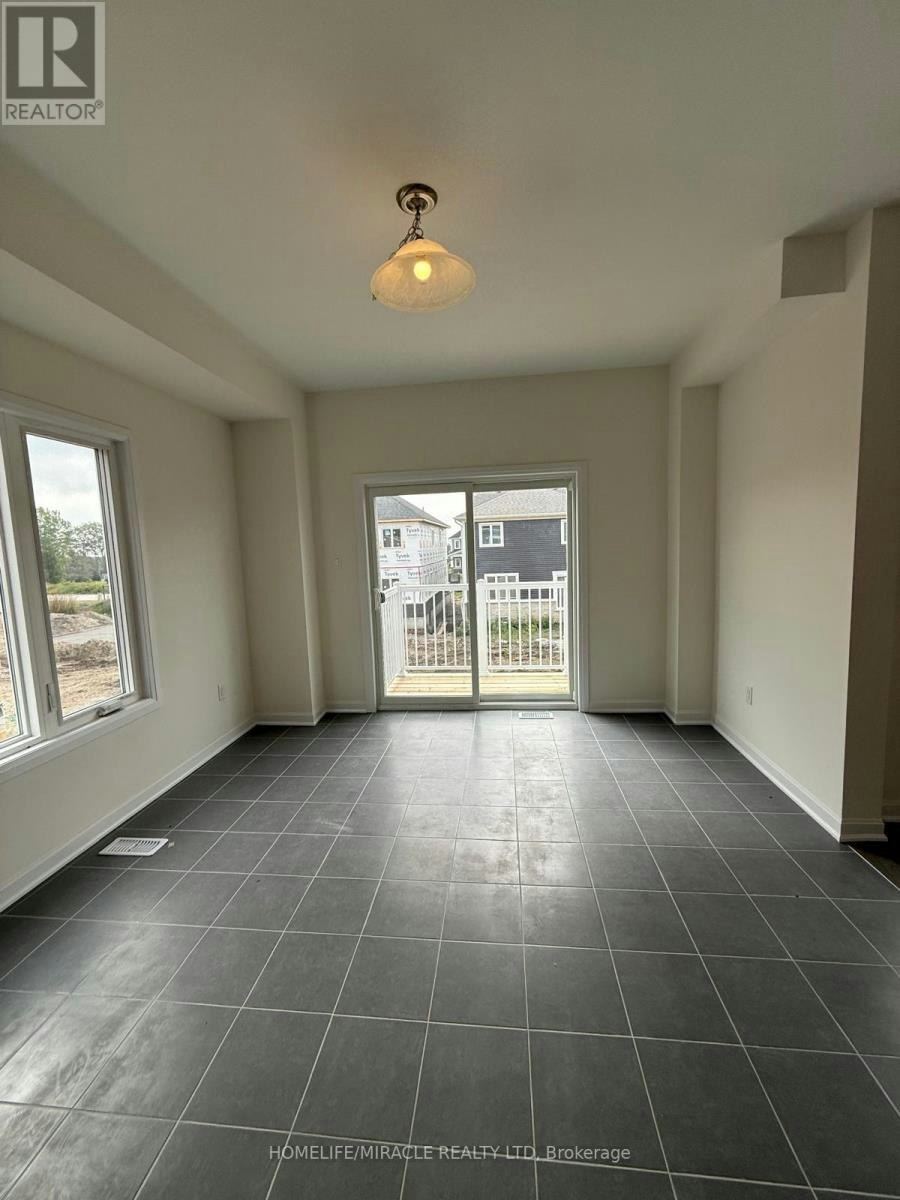 73 Royal Oak Crescent, Loyalist, ON, K0H 1G0 - 5