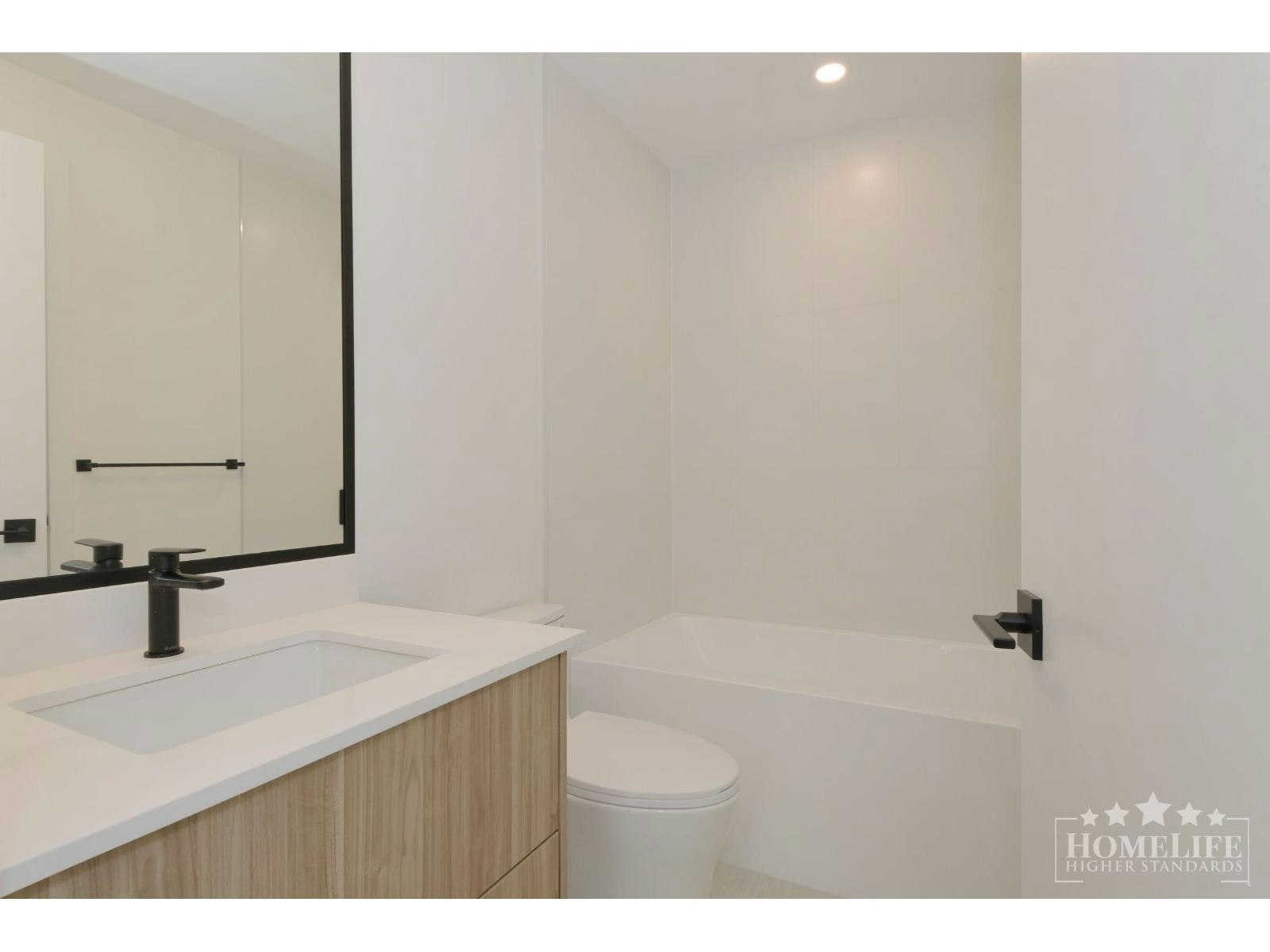 207-14398 60 Avenue, Surrey, BC, V3X 2N5 - 15