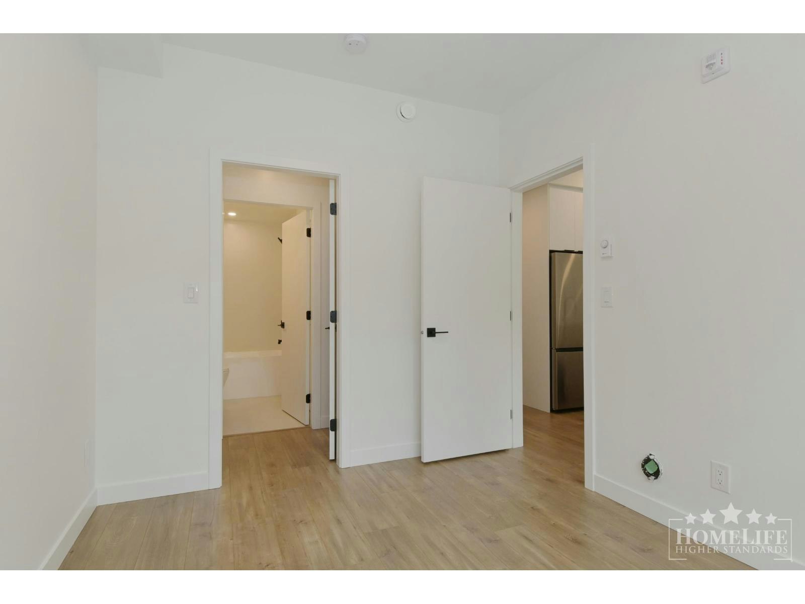 207-14398 60 Avenue, Surrey, BC, V3X 2N5 - 14