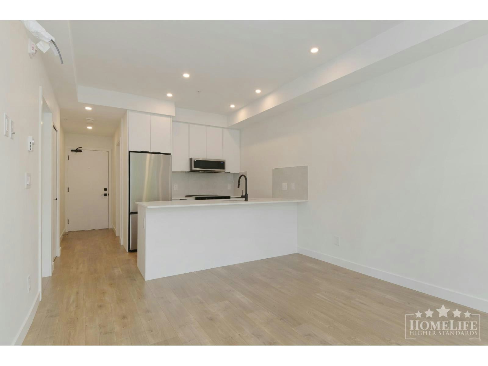 207-14398 60 Avenue, Surrey, BC, V3X 2N5 - 5