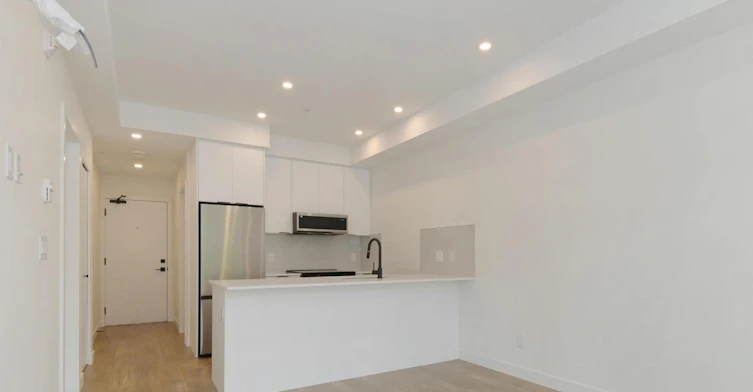 207-14398 60 Avenue, Surrey, BC, V3X 2N5 - 5