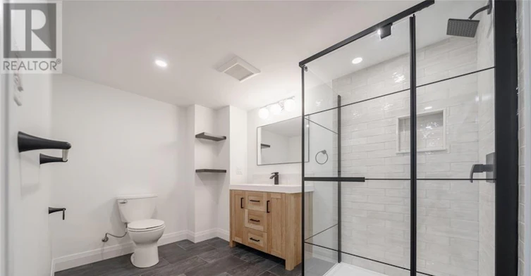 LOWER-5678 Woodland Boulevard, Niagara Falls, ON, L2G 5K8 - 9