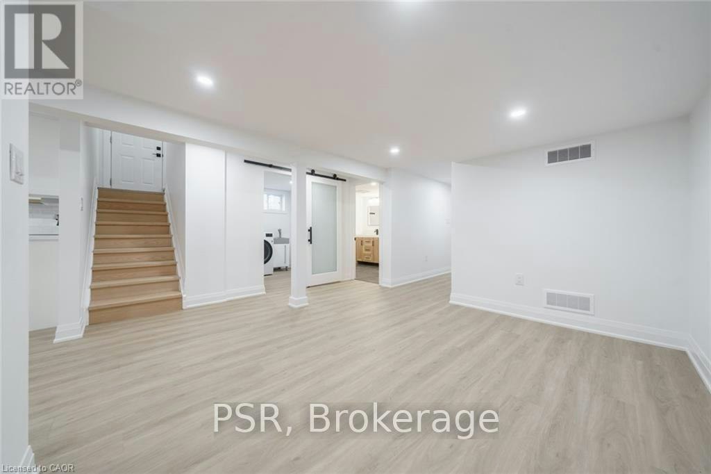 LOWER-5678 Woodland Boulevard, Niagara Falls, ON, L2G 5K8 - 5