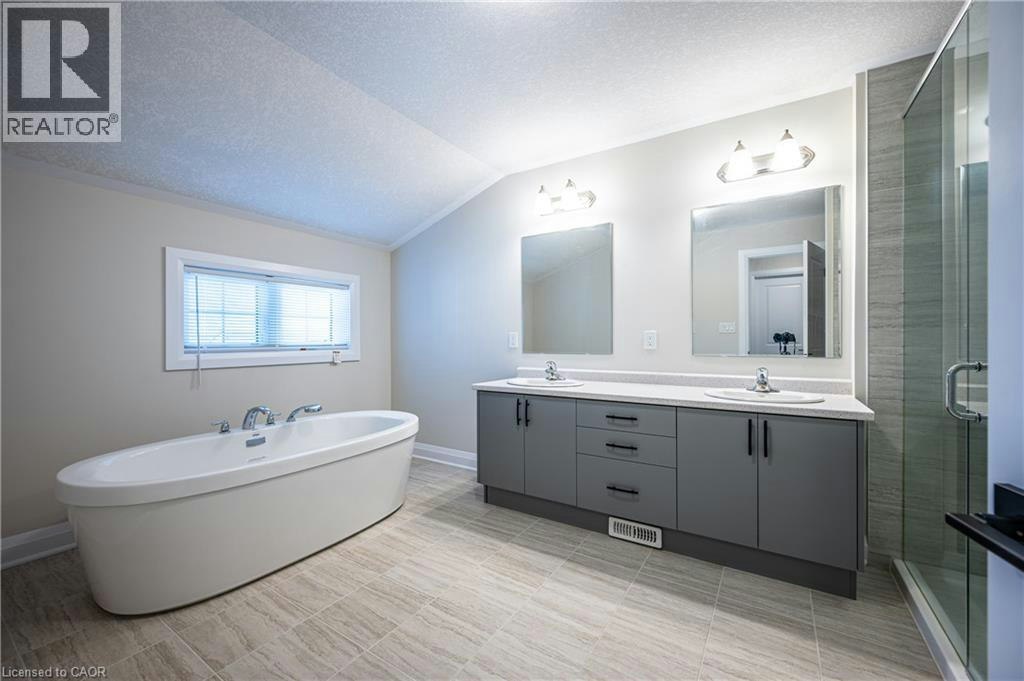 318 Chokecherry Crescent, Waterloo, ON, N2V 0H1 - 17