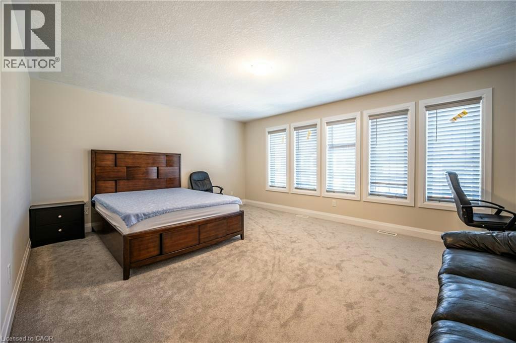 318 Chokecherry Crescent, Waterloo, ON, N2V 0H1 - 15