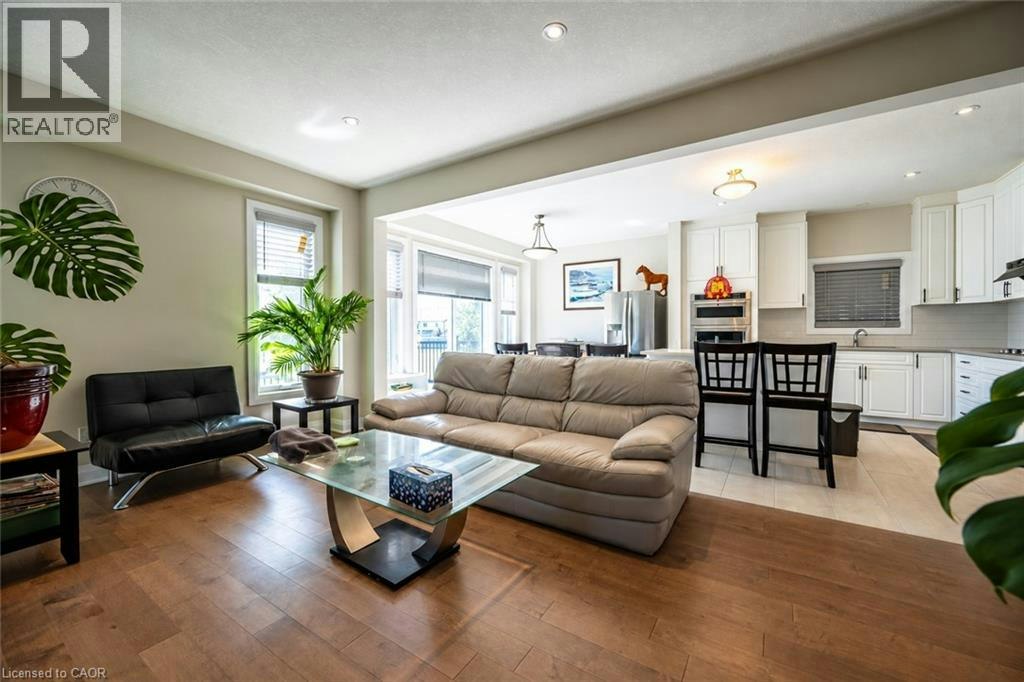 318 Chokecherry Crescent, Waterloo, ON, N2V 0H1 - 5