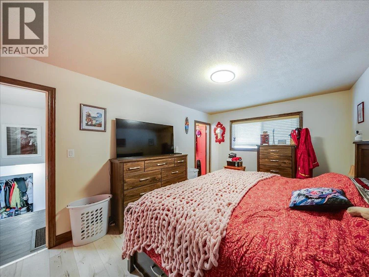 2129 Raspberry Road, Castlegar, BC, V1N 4T6 - 26