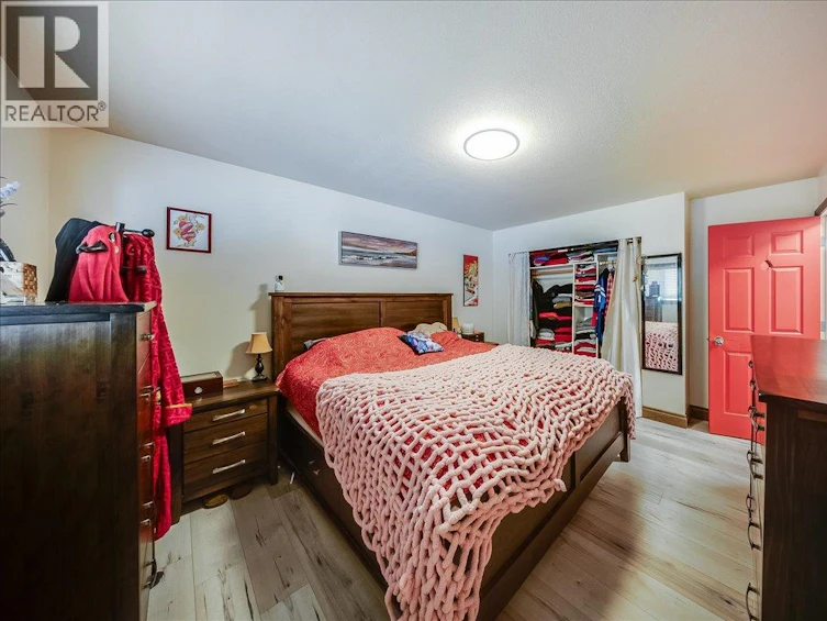 2129 Raspberry Road, Castlegar, BC, V1N 4T6 - 27