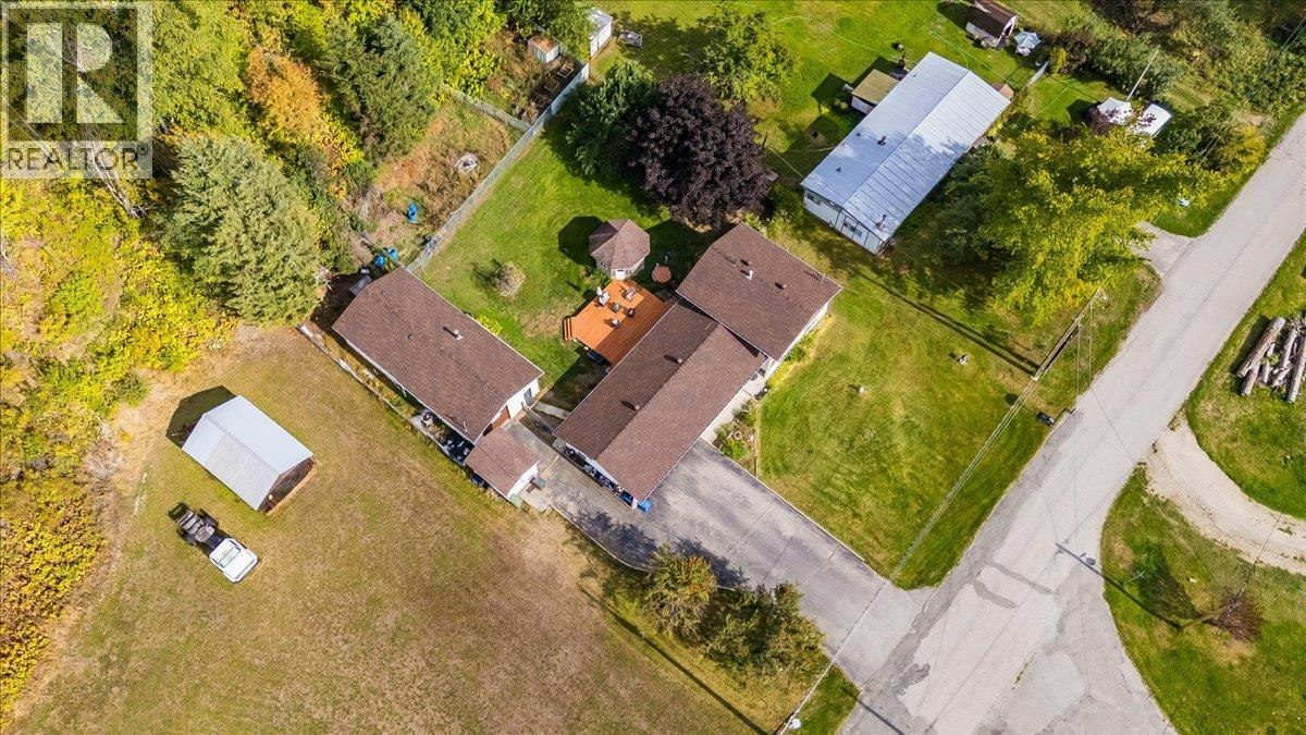 2129 Raspberry Road - 5