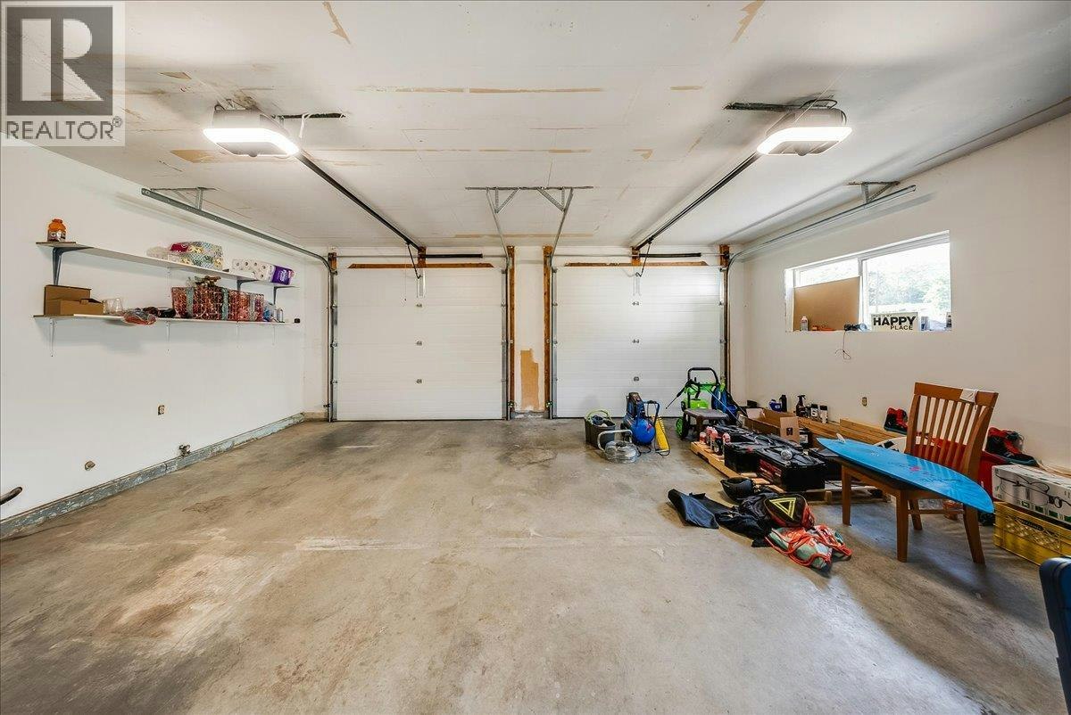2129 Raspberry Road, Castlegar, BC, V1N 4T6 - 41