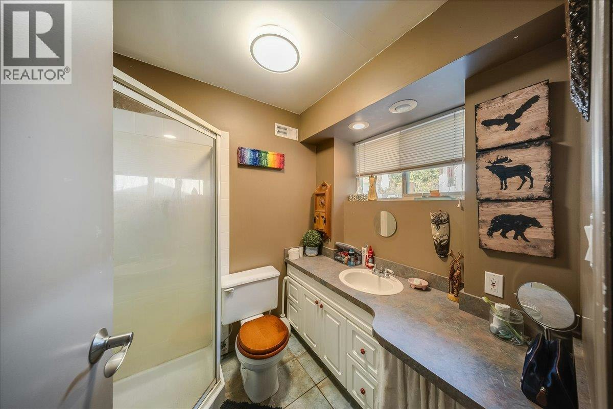 2129 Raspberry Road, Castlegar, BC, V1N 4T6 - 34