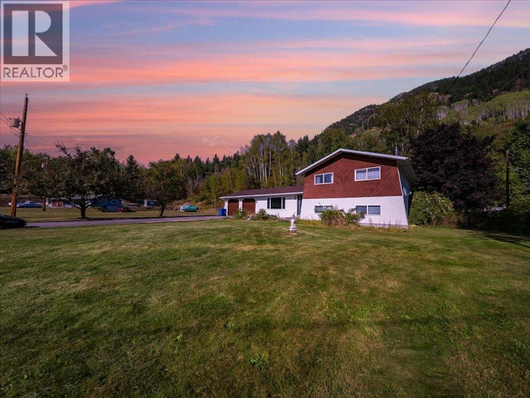 2129 Raspberry Road, Castlegar, BC, V1N 4T6