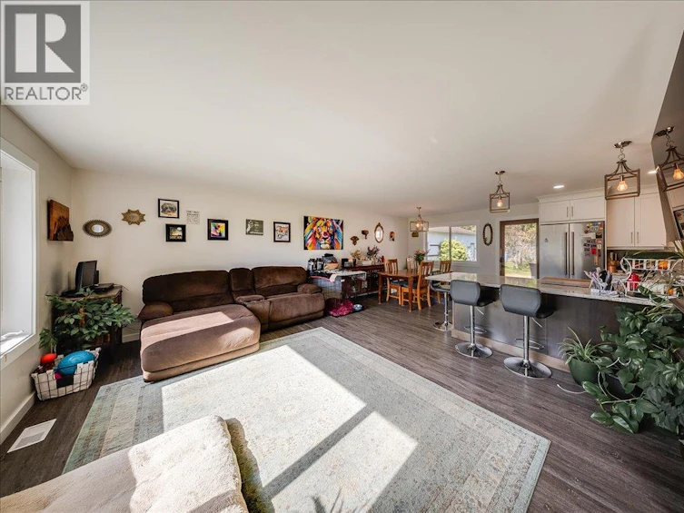 2129 Raspberry Road, Castlegar, BC, V1N 4T6 - 15