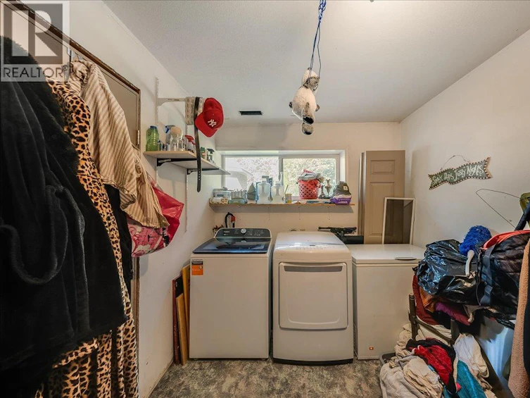 2129 Raspberry Road, Castlegar, BC, V1N 4T6 - 39