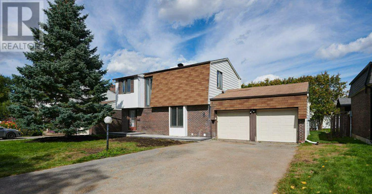 11 Elvaston Avenue, Ottawa, ON, K2G 3T2