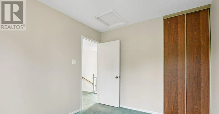 11 Elvaston Avenue, Ottawa, ON, K2G 3T2 - 24