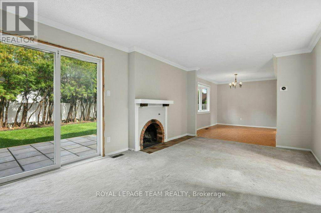 11 Elvaston Avenue, Ottawa, ON, K2G 3T2 - 8