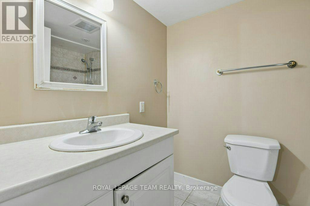 11 Elvaston Avenue, Ottawa, ON, K2G 3T2 - 30