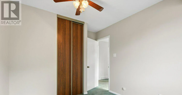 11 Elvaston Avenue, Ottawa, ON, K2G 3T2 - 22