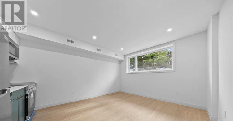 1-315 Savard Avenue, Ottawa, ON, K1L 7S1 - 4
