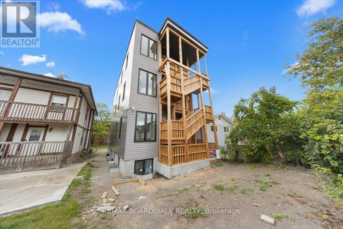 3-315 Savard Avenue, Ottawa, ON, K1L 7S1 - 20