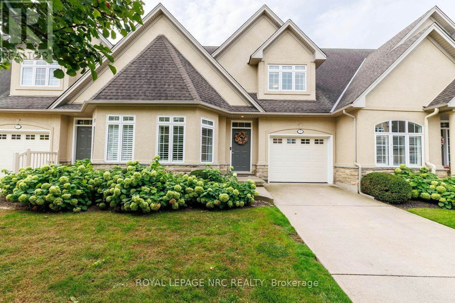 9-8142 Costabile Drive, Niagara Falls, ON, L2H 3M3