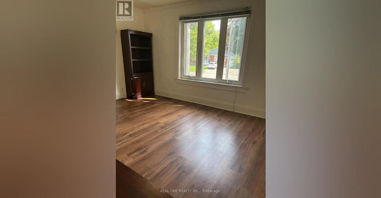 116 Pemberton Avenue, Toronto, ON, M2M 1Y5 - 19