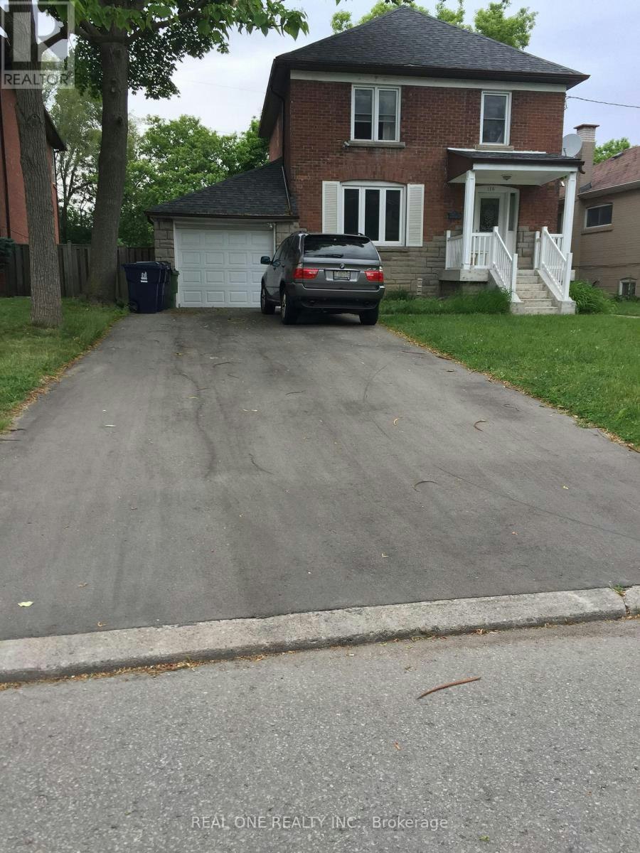 116 Pemberton Avenue, Toronto, ON, M2M 1Y5