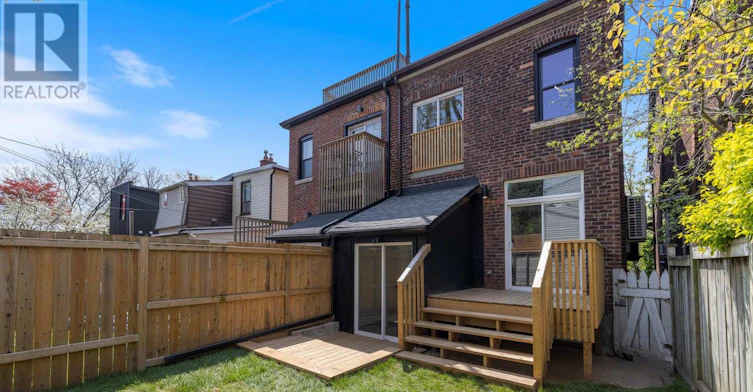853 Manning Avenue, Toronto, ON, M6G 2X1 - 26