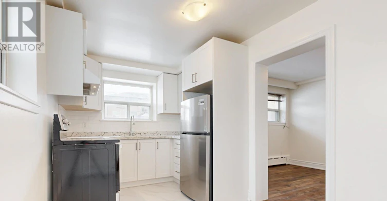 1-149 Alderbrae Avenue, Toronto, ON, M8W 4K2 - 13