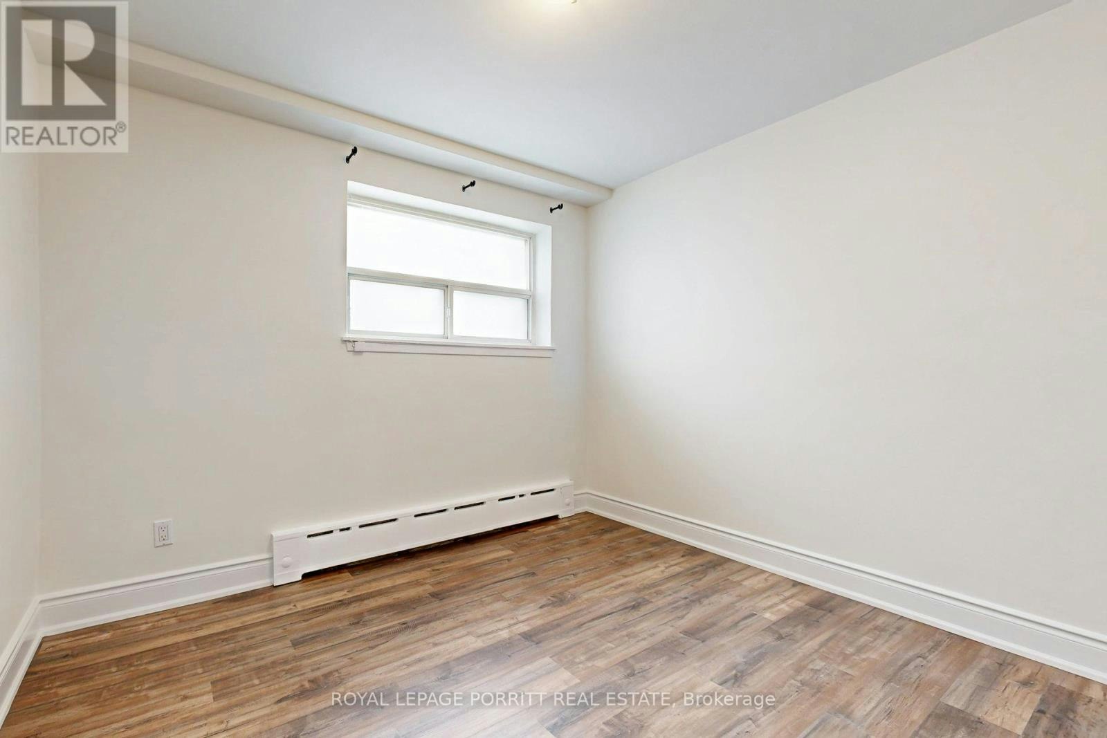 1-149 Alderbrae Avenue, Toronto, ON, M8W 4K2 - 19