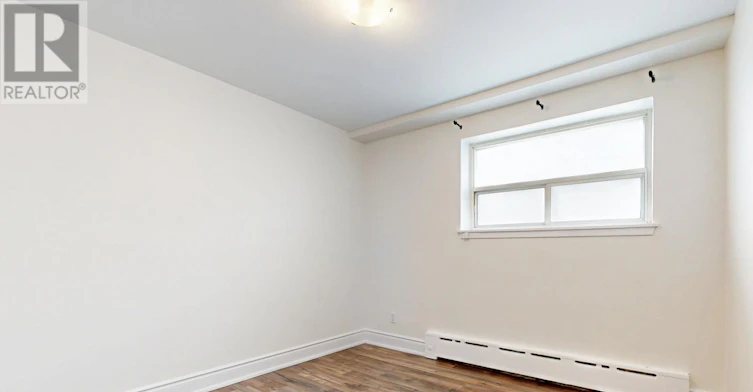 1-149 Alderbrae Avenue, Toronto, ON, M8W 4K2 - 18