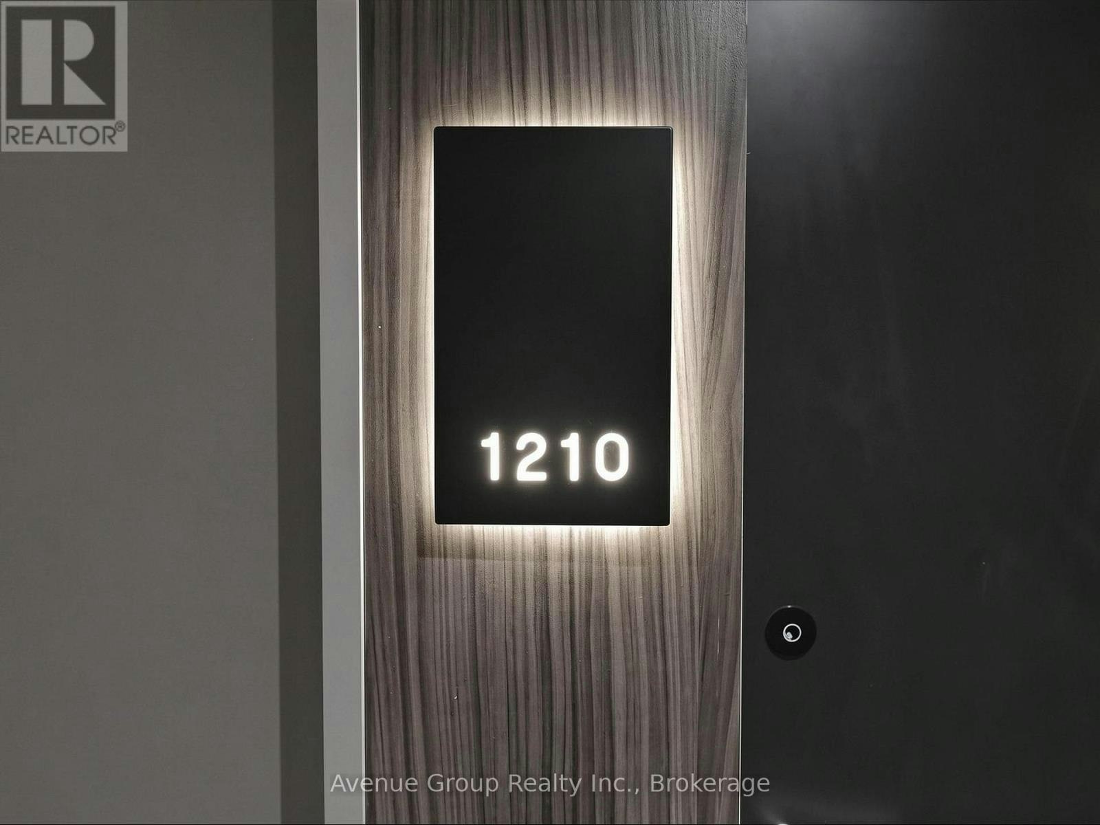 1210-15 Wellington Street S, Kitchener, ON, N2G 0E4 - 5