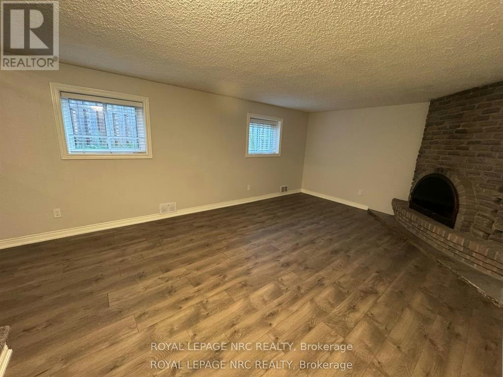 7 Blue Spruce Court, St. Catharines, ON, L2N 4E6 - 17